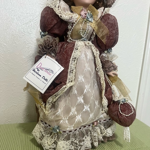 Vintage Duck House heirloom porcelain doll. - Picture 6 of 12